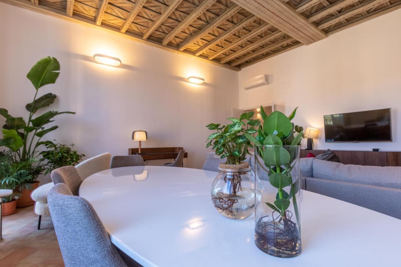 Navona Appartement *